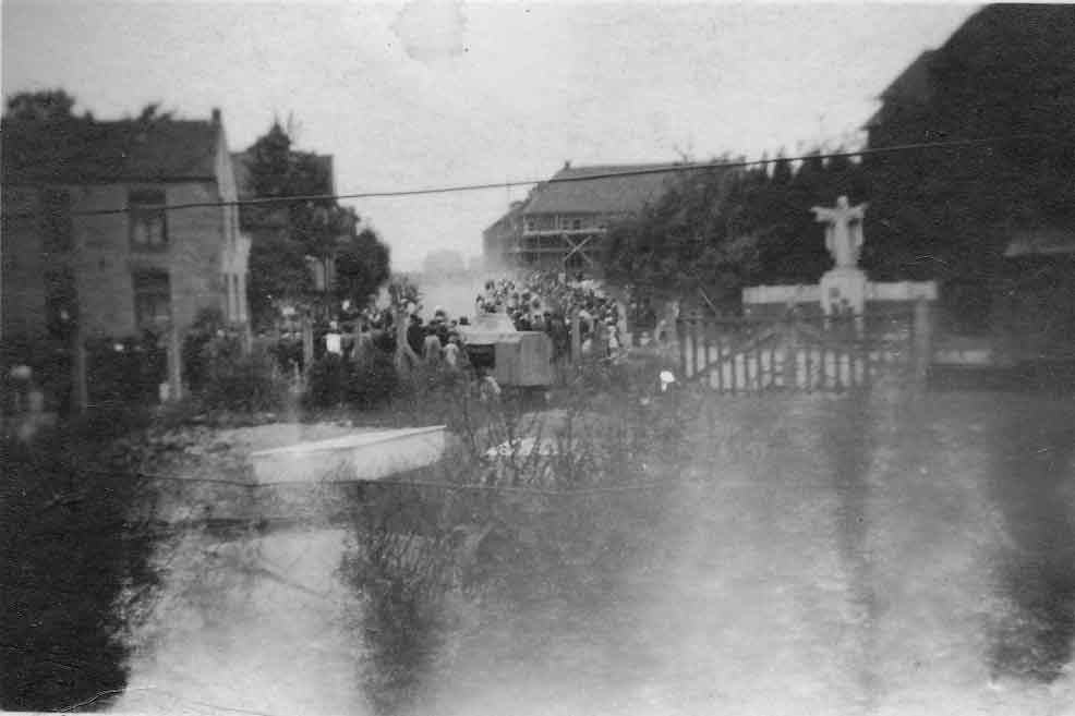 Elsloo kruispunt HeiligHart 1942 3