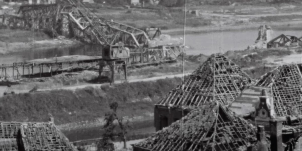 Bommen vallen op Venlo